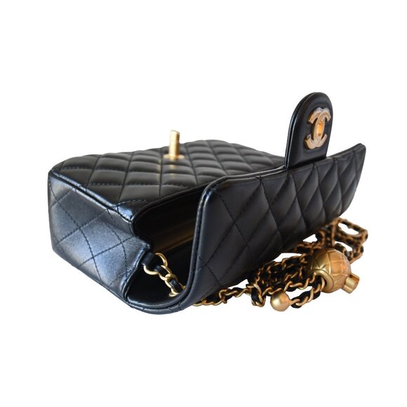 Chanel Quilted Lambskin Pearl Crush Rectangular Flap Bag Gold Hardware Black - Picture 2 of 6